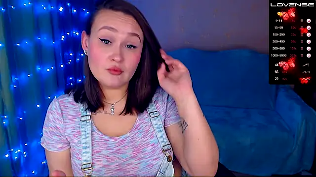 Snapshot of Cutie-Melanie chatting on January 25, 2025, 7:07 pm Cutie-Melanie online show from January 25, 2025, 7:07 pm