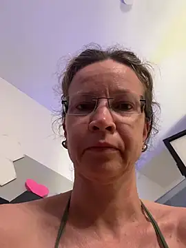 AnnikaRose online show from June 30, 2026, 2:45 am