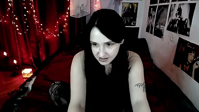 Snapshot of Tricky_Vicky666 chatting on October 16, 2025, 10:33 pm Tricky Vicky666 online show from October 16, 2025, 10:33 pm