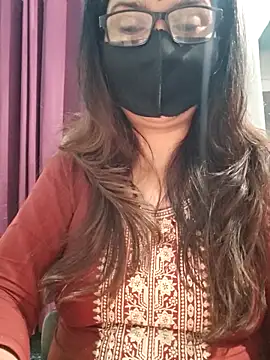 Aishwaryaa 69 online show from April 11, 2026, 3:00 am