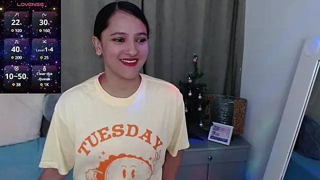 Snapshot of ms_valentina chatting on December 27, 2024, 11:53 pm ms valentina online show from December 27, 2024, 11:53 pm