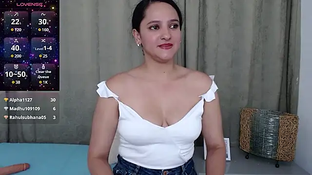 Snapshot of ms_valentina chatting on January 13, 2025, 1:13 am ms valentina online show from January 13, 2025, 1:13 am