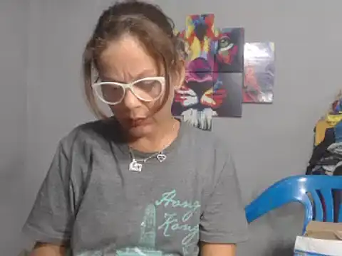 Snapshot of Horney-Blonde chatting on December 3, 2024, 12:35 am Horney-Blonde online show from December 3, 2024, 12:35 am