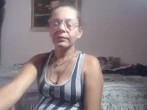 Snapshot of Horney-Blonde chatting on December 26, 2024, 9:26 pm Horney-Blonde online show from December 26, 2024, 9:26 pm