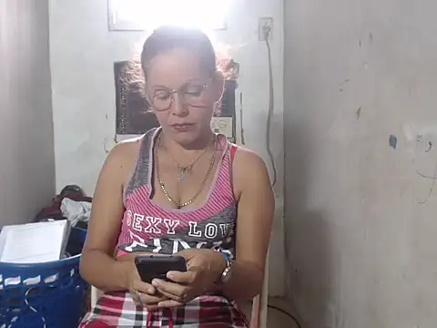 Snapshot of Horney-Blonde chatting on February 28, 2025, 12:52 pm Horney-Blonde online show from February 28, 2025, 12:52 pm