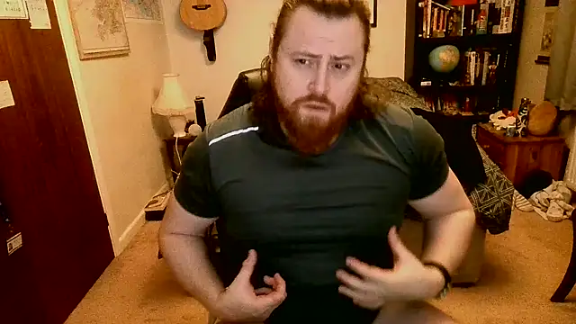 Hairy Guy30 online show from January 10, 2025, 7:11 pm