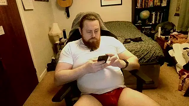 Hairy Guy30 online show from January 9, 2026, 9:27 pm