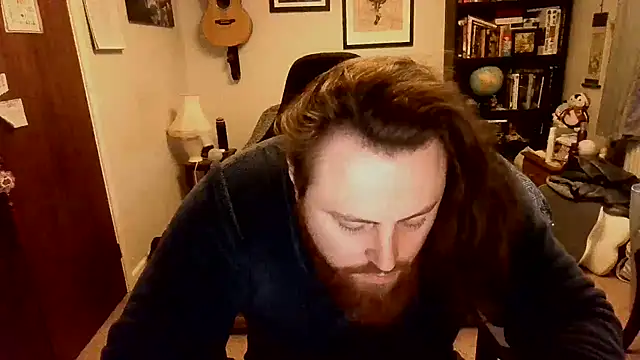 Hairy Guy30 online show from January 13, 2026, 4:12 pm