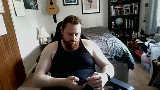 Hairy Guy30 online show from July 15, 2026, 1:49 pm
