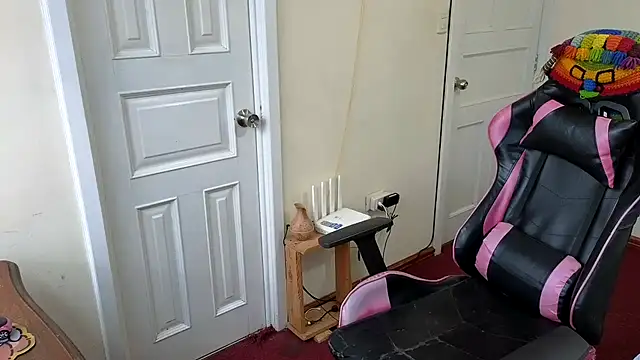 Jackyrose online show from November 29, 2025, 9:51 pm