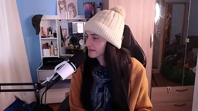 Snapshot of MemiKouki chatting on March 18, 2025, 5:31 pm MemiKouki online show from March 18, 2025, 5:31 pm