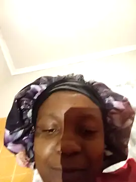 Snapshot of mloghyfsa chatting on December 17, 2025, 2:17 am mloghyfsa online show from December 17, 2025, 2:17 am