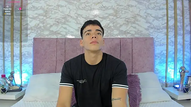 its liam18 online show from March 15, 2025, 9:05 pm