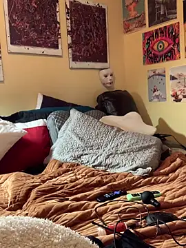 Mic Oxinner online show from April 22, 2026, 9:33 am