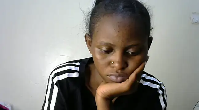 Snapshot of Kasweet_Lee chatting on March 7, 2025, 12:37 am Kasweet Lee online show from March 7, 2025, 12:37 am