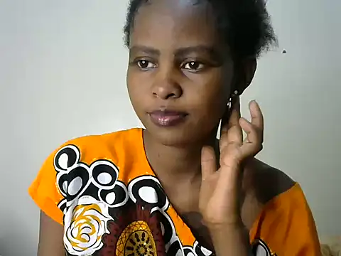 Snapshot of Kasweet_Lee chatting on October 18, 2025, 2:18 pm Kasweet Lee online show from October 18, 2025, 2:18 pm