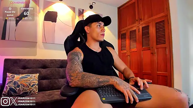 Snapshot of _joansoto chatting on November 26, 2025, 2:40 pm joansoto online show from November 26, 2025, 2:40 pm