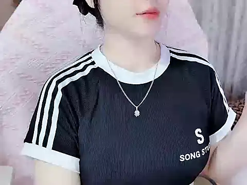 Snapshot of _Lygn__ chatting on September 26, 2025, 11:53 pm Lygn online show from September 26, 2025, 11:53 pm