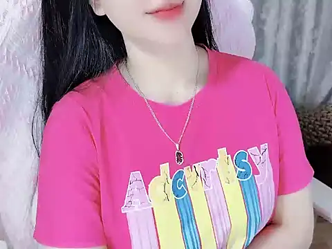 Snapshot of _Lygn__ chatting on October 16, 2025, 12:50 pm Lygn online show from October 16, 2025, 12:50 pm