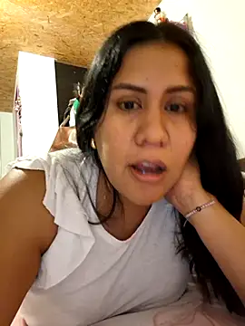 KasiaVenus  online show from October 21, 2025, 1:06 am