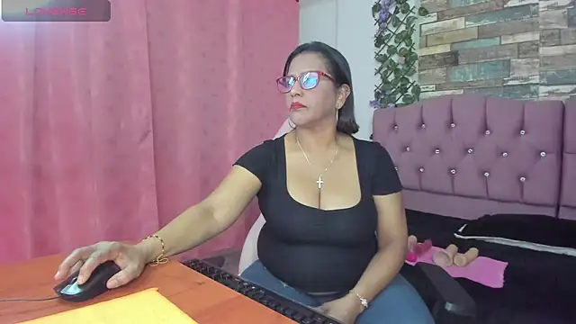 elizabeth mature23 online show from December 22, 2024, 1:00 pm