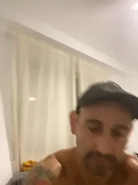 Snapshot of Ney-sp chatting on October 5, 2025, 10:29 pm Ney-sp online show from October 5, 2025, 10:29 pm