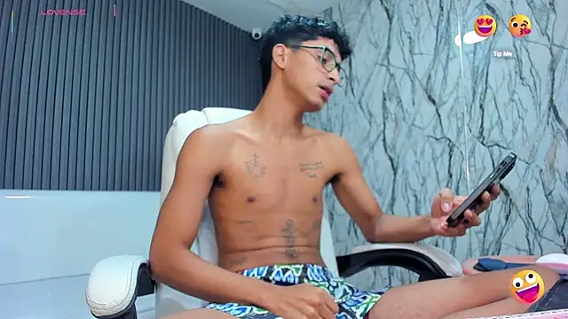 Snapshot of allens_joe chatting on November 8, 2025, 3:07 am allens joe online show from November 8, 2025, 3:07 am