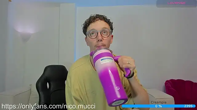 Snapshot of niico_18 chatting on January 30, 2025, 5:52 am niico 18 online show from January 30, 2025, 5:52 am