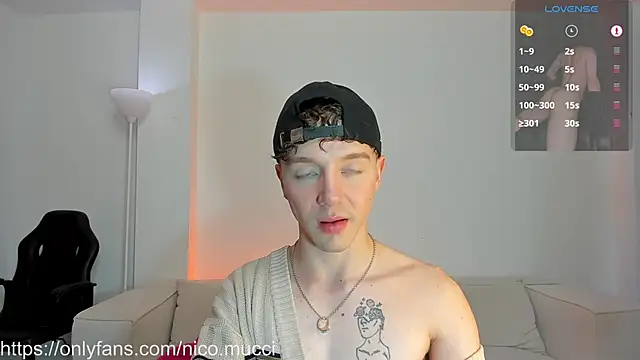 Snapshot of niico_18 chatting on February 28, 2025, 6:10 am niico 18 online show from February 28, 2025, 6:10 am