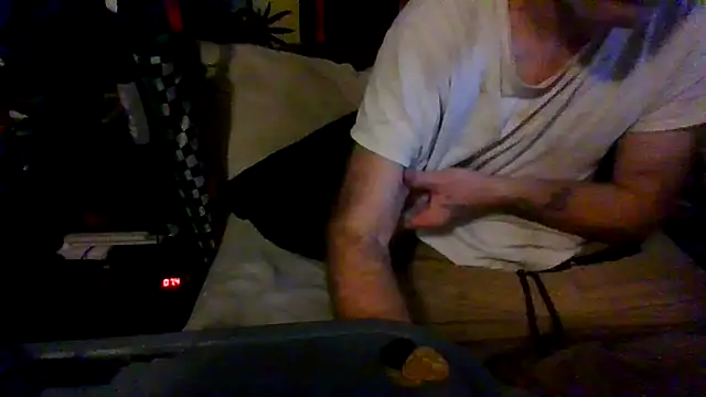 jaxx12369 online show from September 30, 2025, 5:29 pm