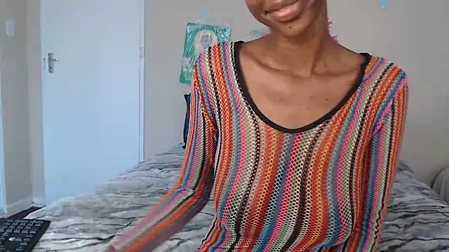 Snapshot of Blacktittiex02 chatting on November 9, 2025, 3:32 pm Blacktittiex02 online show from November 9, 2025, 3:32 pm