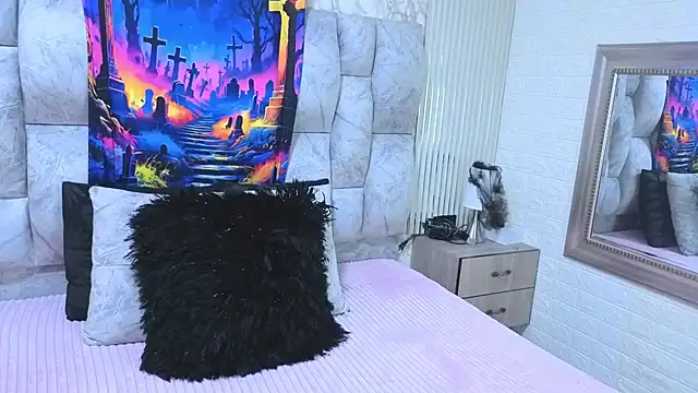 Snapshot of charlotte__G chatting on October 12, 2025, 12:37 pm charlotte G online show from October 12, 2025, 12:37 pm