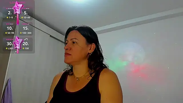 Snapshot of charlotte__G chatting on December 14, 2025, 9:47 am charlotte G online show from December 14, 2025, 9:47 am