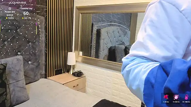 Snapshot of charlotte__G chatting on January 6, 2026, 10:41 am charlotte G online show from January 6, 2026, 10:41 am