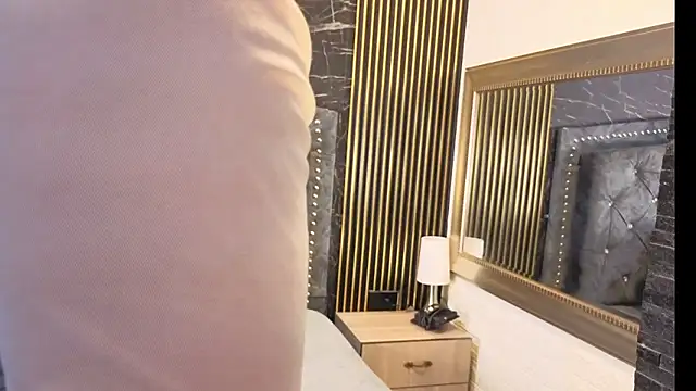 Snapshot of charlotte__G chatting on January 7, 2026, 10:40 am charlotte G online show from January 7, 2026, 10:40 am