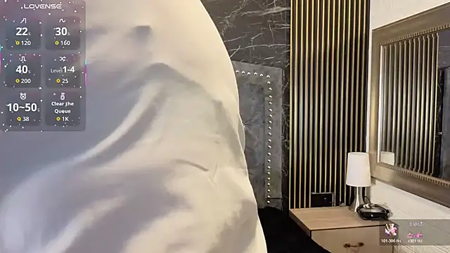 Snapshot of charlotte__G chatting on January 10, 2026, 11:01 am charlotte G online show from January 10, 2026, 11:01 am