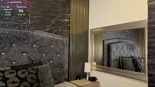 Snapshot of charlotte__G chatting on January 14, 2026, 10:32 am charlotte G online show from January 14, 2026, 10:32 am