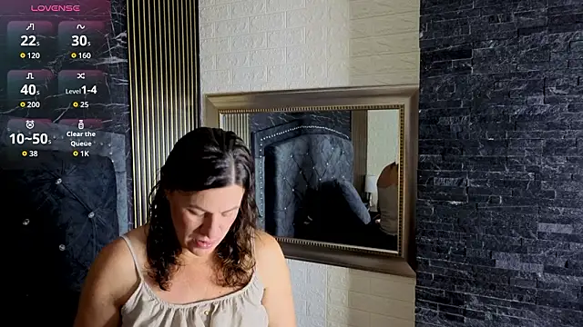 Snapshot of charlotte__G chatting on February 21, 2026, 10:16 am charlotte G online show from February 21, 2026, 10:16 am