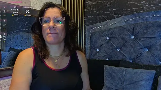 Snapshot of charlotte__G chatting on March 1, 2026, 11:23 am charlotte G online show from March 1, 2026, 11:23 am