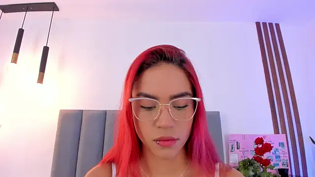 Snapshot of Scarlett_Morgan_ chatting on October 15, 2025, 7:36 pm Scarlett Morgan online show from October 15, 2025, 7:36 pm