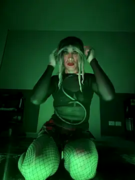 Snapshot of kandyloves chatting on December 17, 2025, 10:10 am kandyloves online show from December 17, 2025, 10:10 am