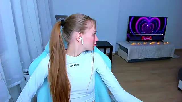 StellaLawless online show from January 5, 2025, 7:49 pm