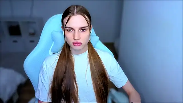 StellaLawless online show from September 13, 2025, 8:41 pm