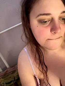 Snapshot of Vikkancs_X chatting on November 16, 2025, 2:44 pm Vikkancs X online show from November 16, 2025, 2:44 pm