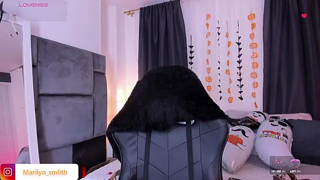 Snapshot of MarilynSmIith chatting on October 4, 2025, 12:58 pm MarilynSmIith online show from October 4, 2025, 12:58 pm