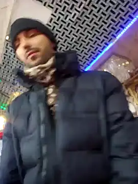 Snapshot of denisxlRo chatting on February 10, 2025, 1:01 pm denisxlRo online show from February 10, 2025, 1:01 pm