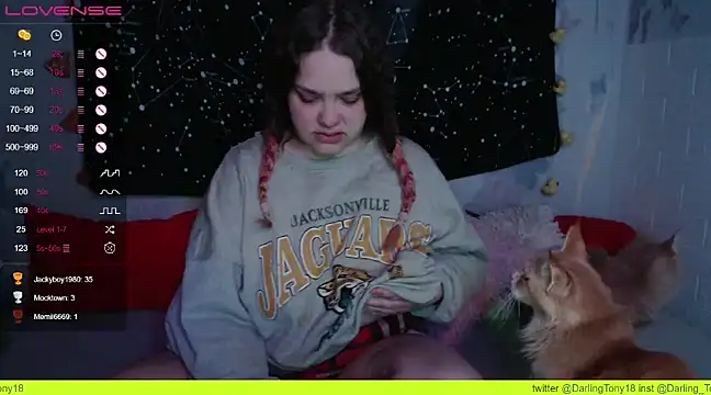 Snapshot of darling_tony chatting on February 6, 2025, 12:54 am darling tony online show from February 6, 2025, 12:54 am