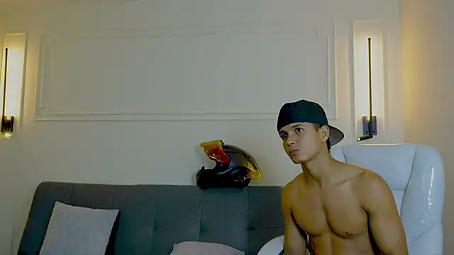 Paradise boy s online show from January 29, 2025, 11:04 pm