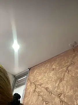 Snapshot of Miabonnett_ chatting on September 29, 2025, 11:59 am Miabonnett online show from September 29, 2025, 11:59 am