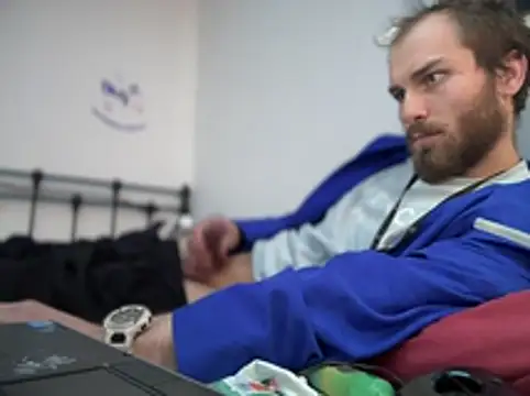 Snapshot of pervy_devil chatting on December 18, 2024, 9:25 am pervy devil online show from December 18, 2024, 9:25 am